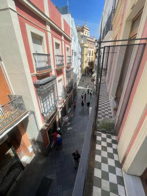 Atico Con Terraza Privada Cerca De La Catedral Leilighet Sevilla Eksteriør bilde